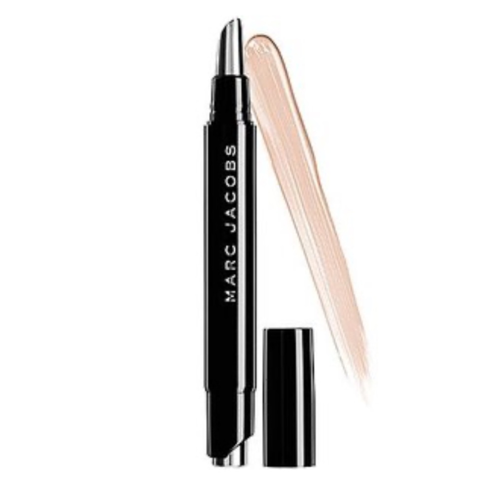 Marc Jacobs Remedy Concealer Pen in Wake Up Call
